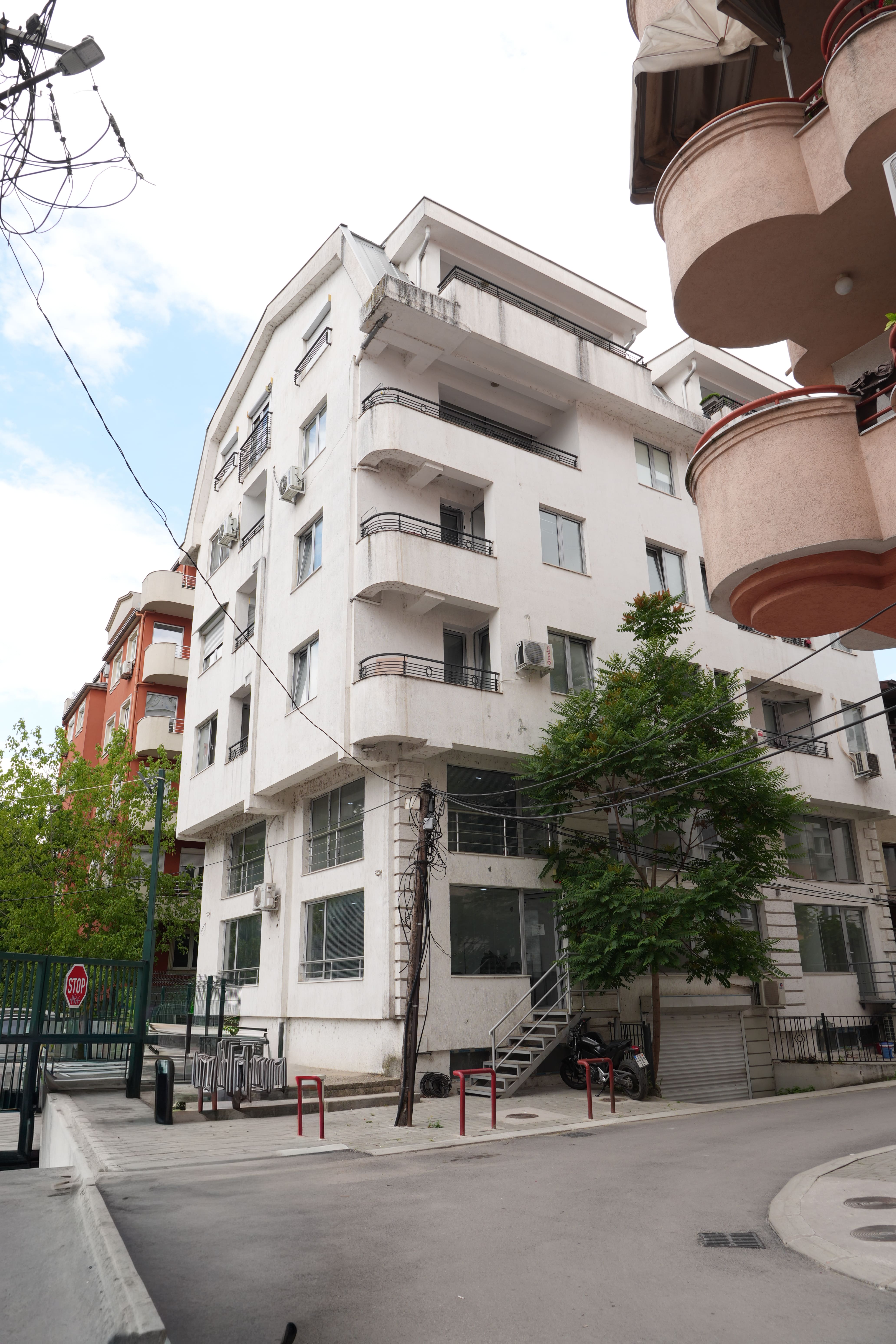🏢 СЕ ПРОДАВА ДЕЛОВЕН ПРОСТОР НА 2 НИВОА | ДЕБАР МААЛО | 116,4m² — 1